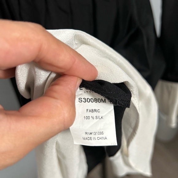 Beulah Silk Pleated Black White Collared Below Knee Dress, Size M - Picture 15 of 16